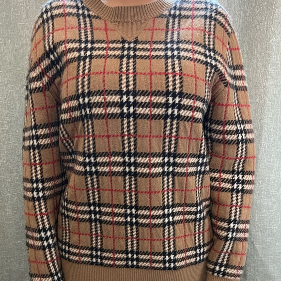 Burberry Other - Burberry Brown cashmere sweater